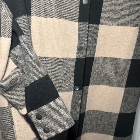 Plaid shacket - Picture 6 of 7